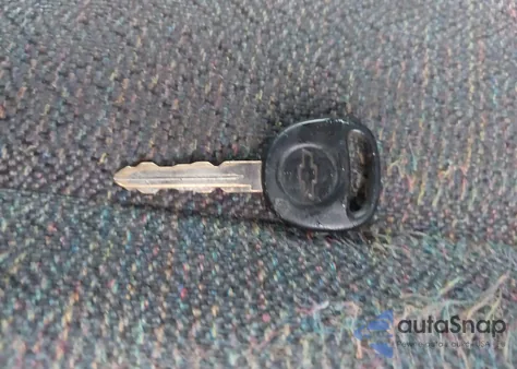 2005 Chevrolet Silverado 1500 Work Truck из США, поврежденный, VIN 1GCEC14X55Z159707